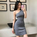 Sleeveless Knit Dress: Korean Style Elegance to Stand Out Sleeveless Knit Dress: Korean Style Elegance to Stand Out