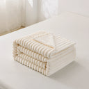 1pc Solid Color Flannel Blanket Soft Warm Throw for Travel 1pc Solid Color Flannel Blanket Soft Warm Throw for Travel