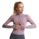 Slim Fit Women's Athletic Jacket With Long Sleeves Slim Fit Women's Athletic Jacket With Long Sleeves