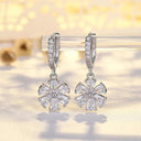 Starlight Elegance Silver Star Stud Earrings Dazzling Zircon Design Starlight Elegance Silver Star Stud Earrings Dazzling Zircon Design