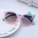 Adorable UV400 Kids Sunglasses with Cat Design and Bowknot Adorable UV400 Kids Sunglasses with Cat Design and Bowknot