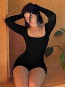 Backless Lace-Up Romper: Y2K Chic Streetwear Must-Have Backless Lace-Up Romper: Y2K Chic Streetwear Must-Have