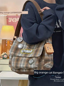 Middle-Age Shoulder Bag: Japanese & South Korean Style Middle-Age Shoulder Bag: Japanese & South Korean Style