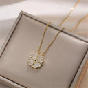 Fashion Retro Lucky Four Leaf Clover Necklace Gift for Women Fashion Retro Lucky Four Leaf Clover Necklace Gift for Women