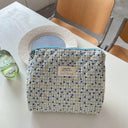 Modern Women's Stylish Cosmetic Bag for Travel Essentials Modern Women's Stylish Cosmetic Bag for Travel Essentials