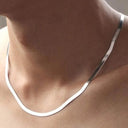 Sophisticated Gold & Silver Chain Necklace Elegant Women's Jewelry Sophisticated Gold & Silver Chain Necklace Elegant Women's Jewelry
