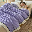Winter Warm Blanket Skin-Friendly Striped Bedspread Throw Winter Warm Blanket Skin-Friendly Striped Bedspread Throw