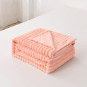 1pc Solid Color Flannel Blanket Soft Warm Throw for Travel 1pc Solid Color Flannel Blanket Soft Warm Throw for Travel