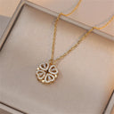 Fashion Retro Lucky Four Leaf Clover Necklace Gift for Women Fashion Retro Lucky Four Leaf Clover Necklace Gift for Women