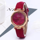 Gold Quartz Women's Wristwatch for Stylish Ladies Elegance Gold Quartz Women's Wristwatch for Stylish Ladies Elegance