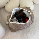 Modern Women's Stylish Cosmetic Bag for Travel Essentials Modern Women's Stylish Cosmetic Bag for Travel Essentials