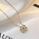 Fashion Retro Lucky Four Leaf Clover Necklace Gift for Women Fashion Retro Lucky Four Leaf Clover Necklace Gift for Women