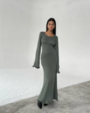 Elegant Knitted Sweater Maxi Dress with Flare Sleeves Elegant Knitted Sweater Maxi Dress with Flare Sleeves