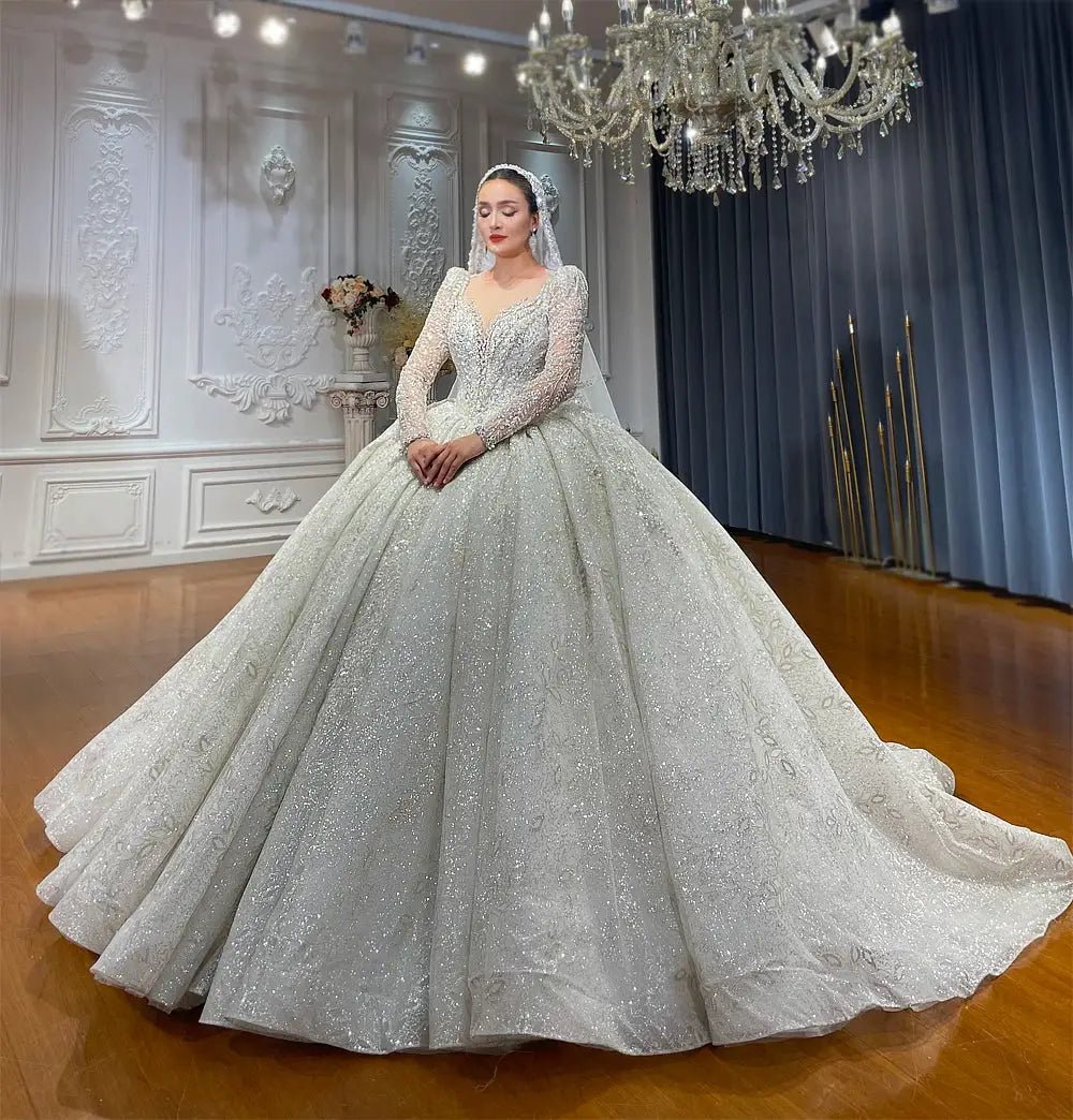 2025 Luxury Beaded Ball Gown Wedding Dress For Brides Red Carpet Ready