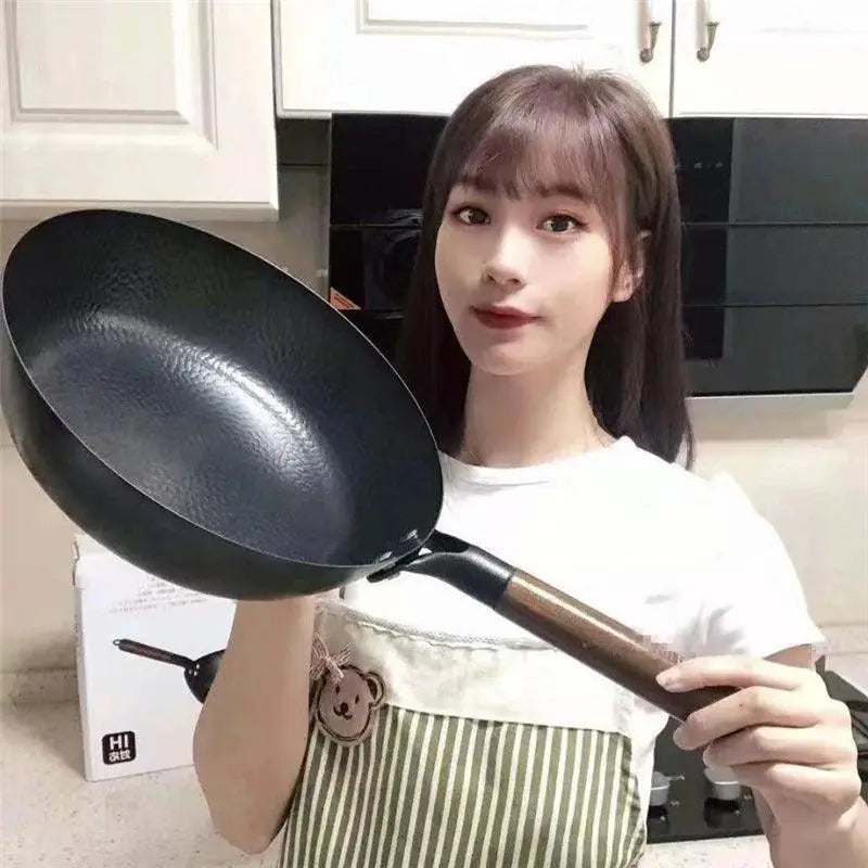 28cm Nonstick Cast Iron Wok Pan For Gas And Induction