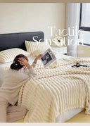 Anti-Pilling Plush Blanket for Home Use