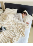 Anti-Pilling Plush Blanket for Home Use