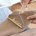 Portable Pet Hair Remover: Brush Manual Lint Shaver Tool