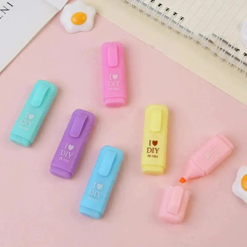 Charming Capsule Highlighter Marker for School Supplies