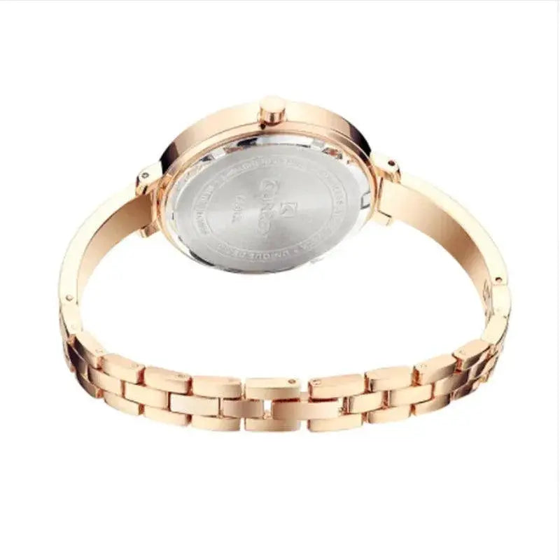Romantic Gold Quartz Womens Watch For Fashionistas Style