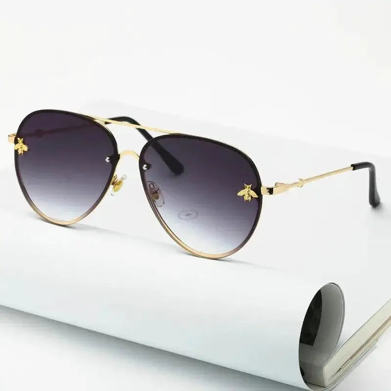 TOYEARN Vintage Pilot Sunglasses For Men And Women Classic