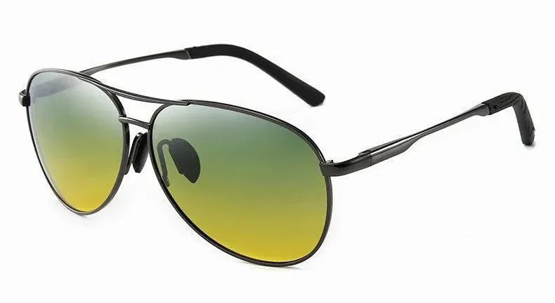 Men's Polarized Color Changing Pilot Sunglasses for Driving