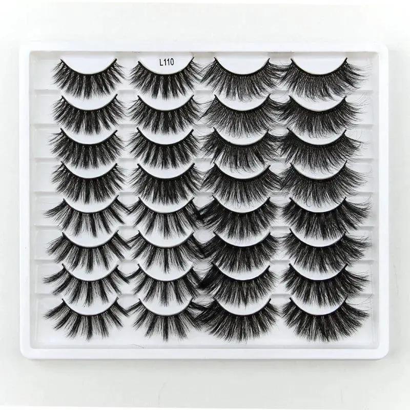 Natural Daily Look Mink Eyelashes — product view 17