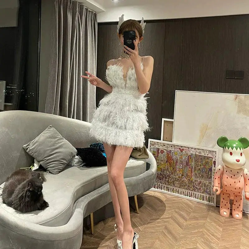 Chic Feather Backless Dress Glamorous Party Style Dress