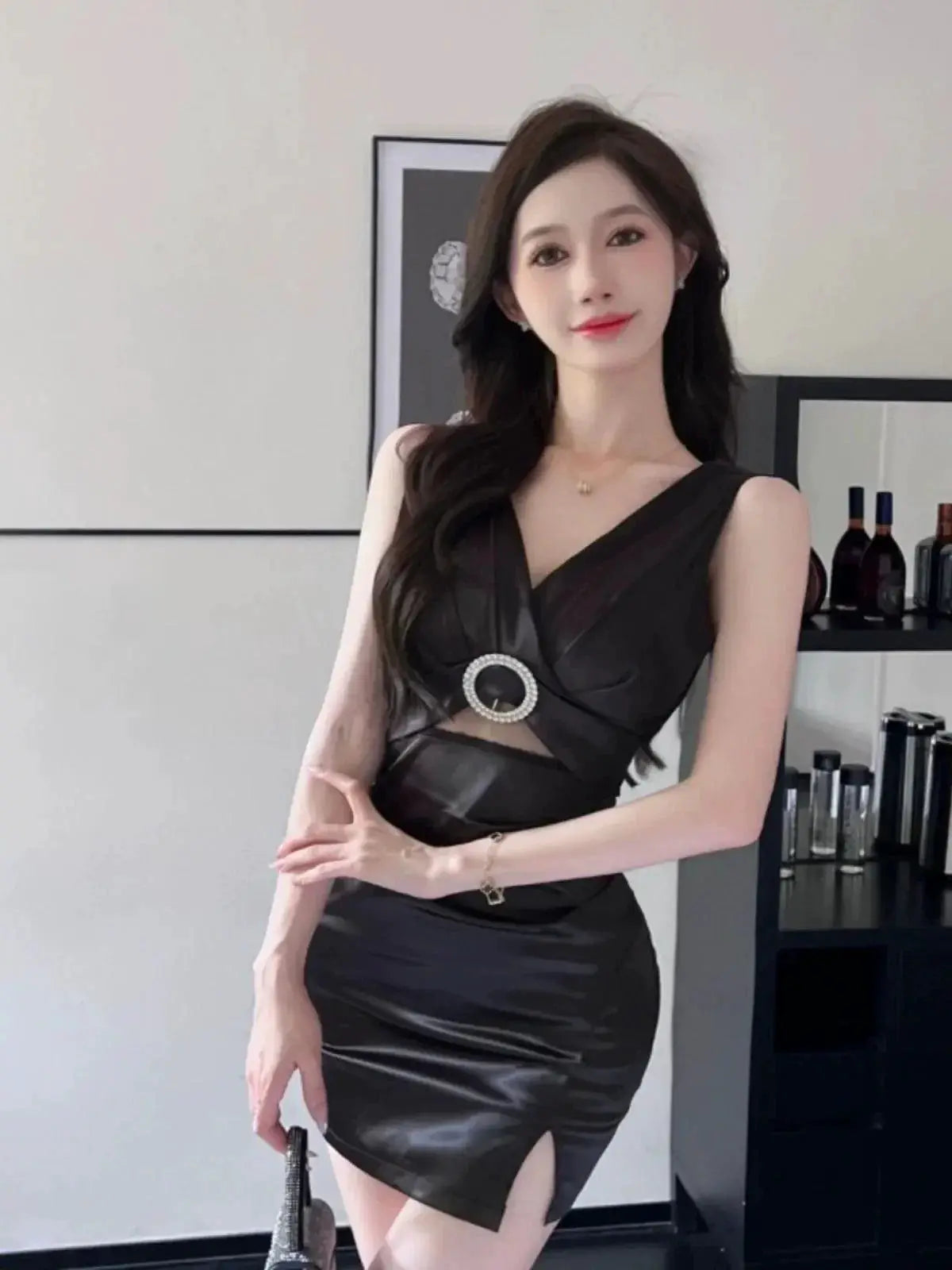 Elegant V Neck Sheath Dress For Sophisticated Style Comfort