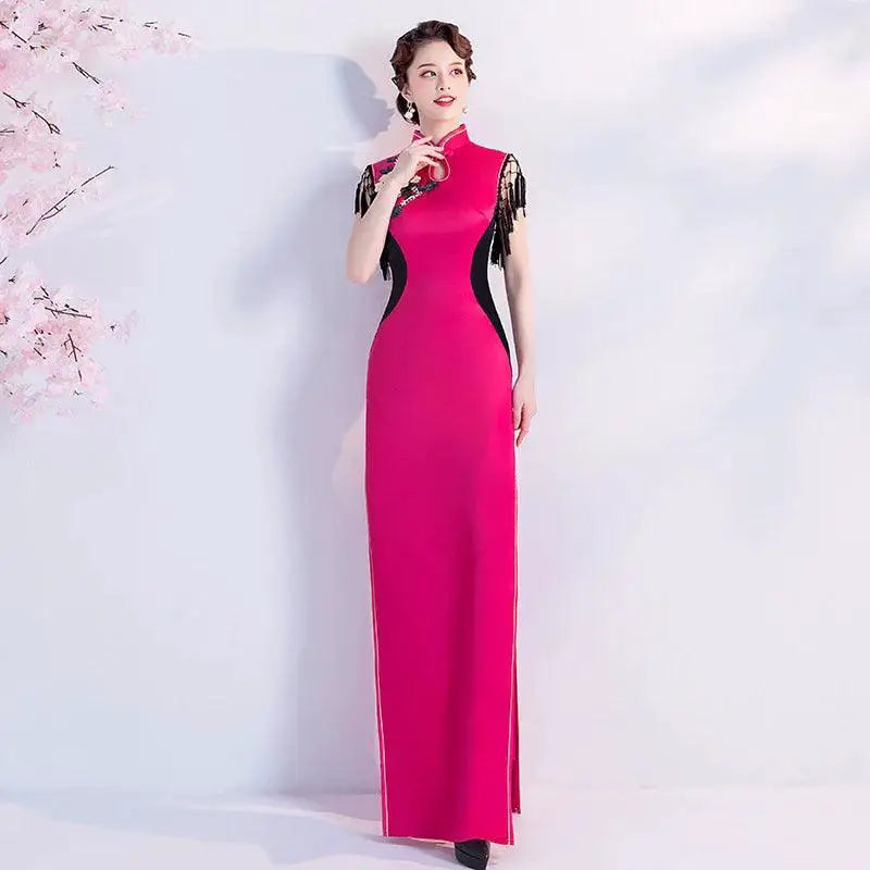 Elegant Retro Cheongsam Modern Twist On Traditional Beauty