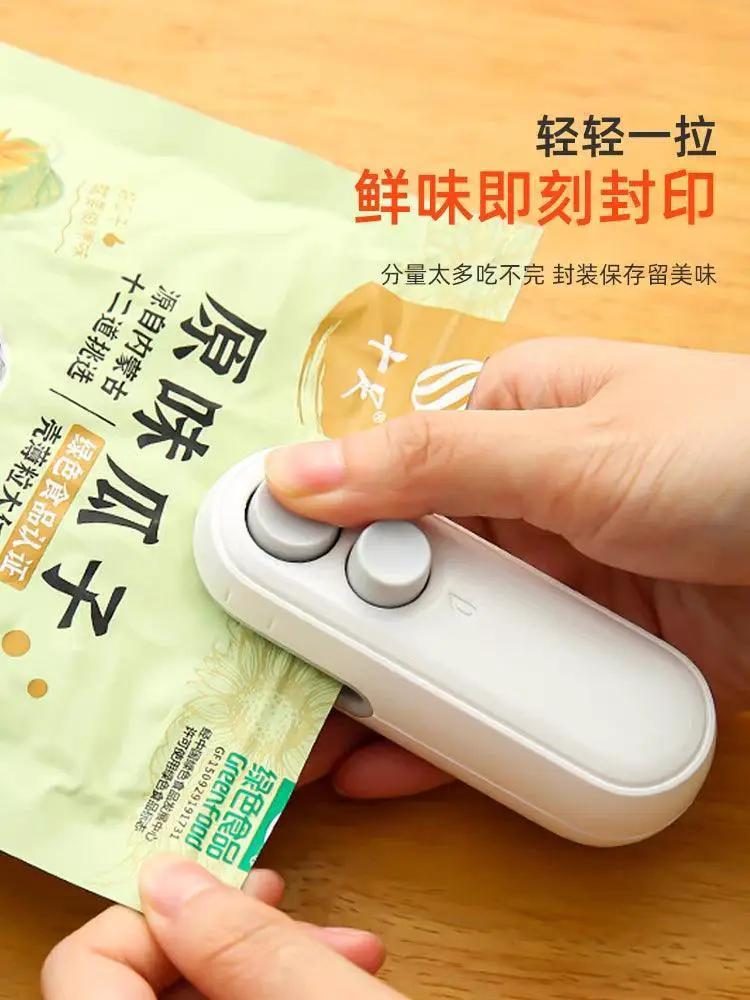Portable Mini Plastic Bag Sealing Machine For Food Storage