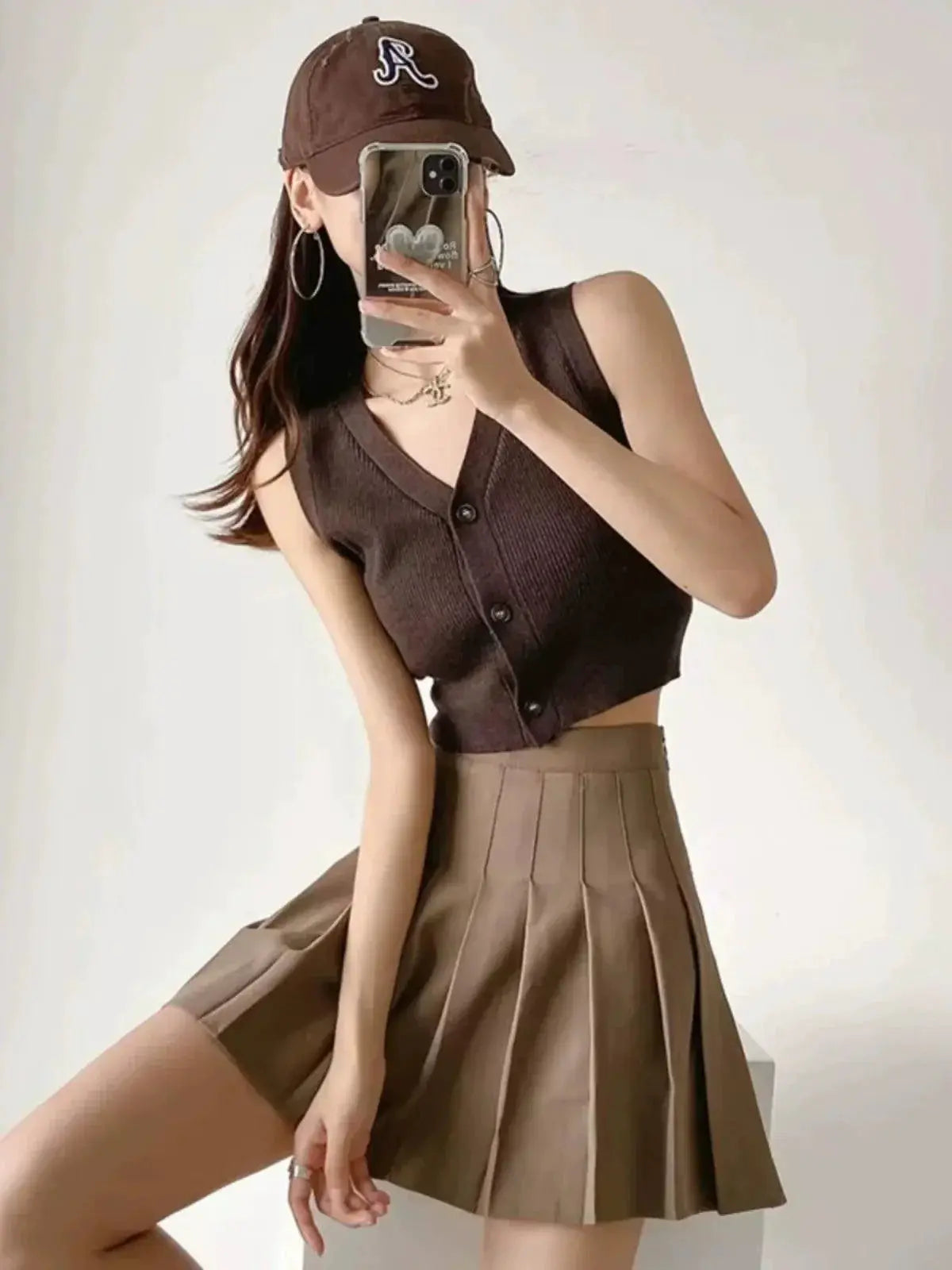Spring Retro V Neck Vest For Chic Street Style Upgrade