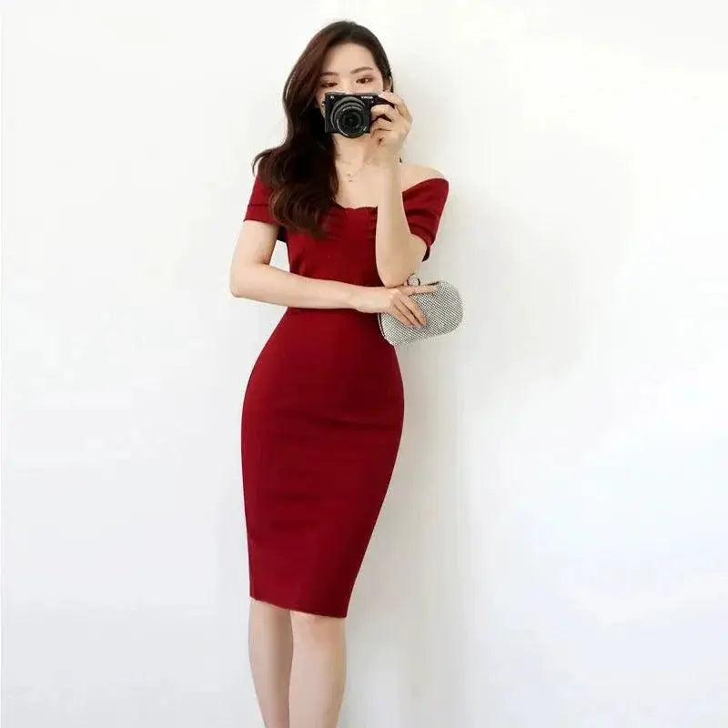 Slimming Tuxedo Dress For Elegant Eveningwear Style