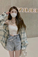 Hong Kong Style Raw Edge Denim Shorts for Stylish Young Adults