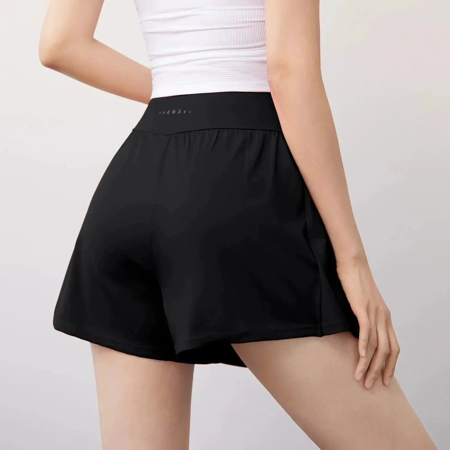 Quick Dry Womens Sports Shorts For Running Yoga Tennis