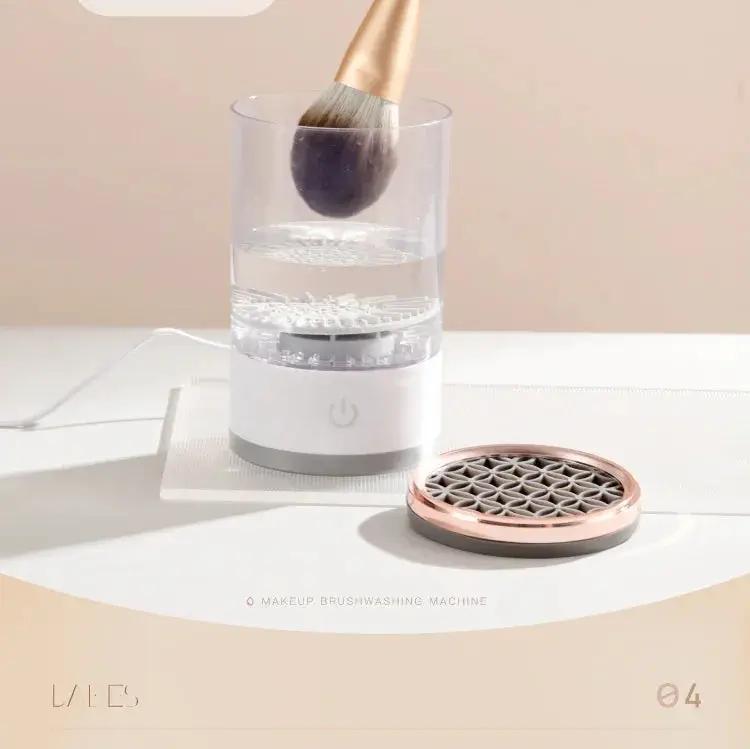 Fast Clean Makeup Brush Cleaner for Pros — product view 11