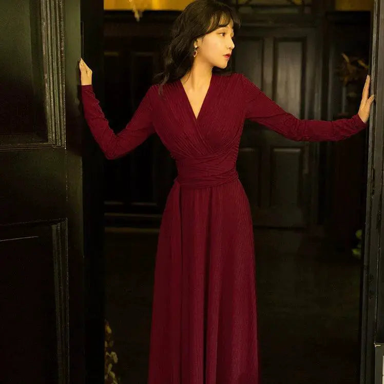 Knitted Goddess Red Dress For Elegant Women Apparel