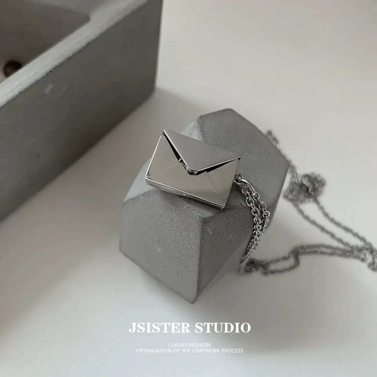 Open Envelope Couple Pendant Necklace Chinese Valentines Gift