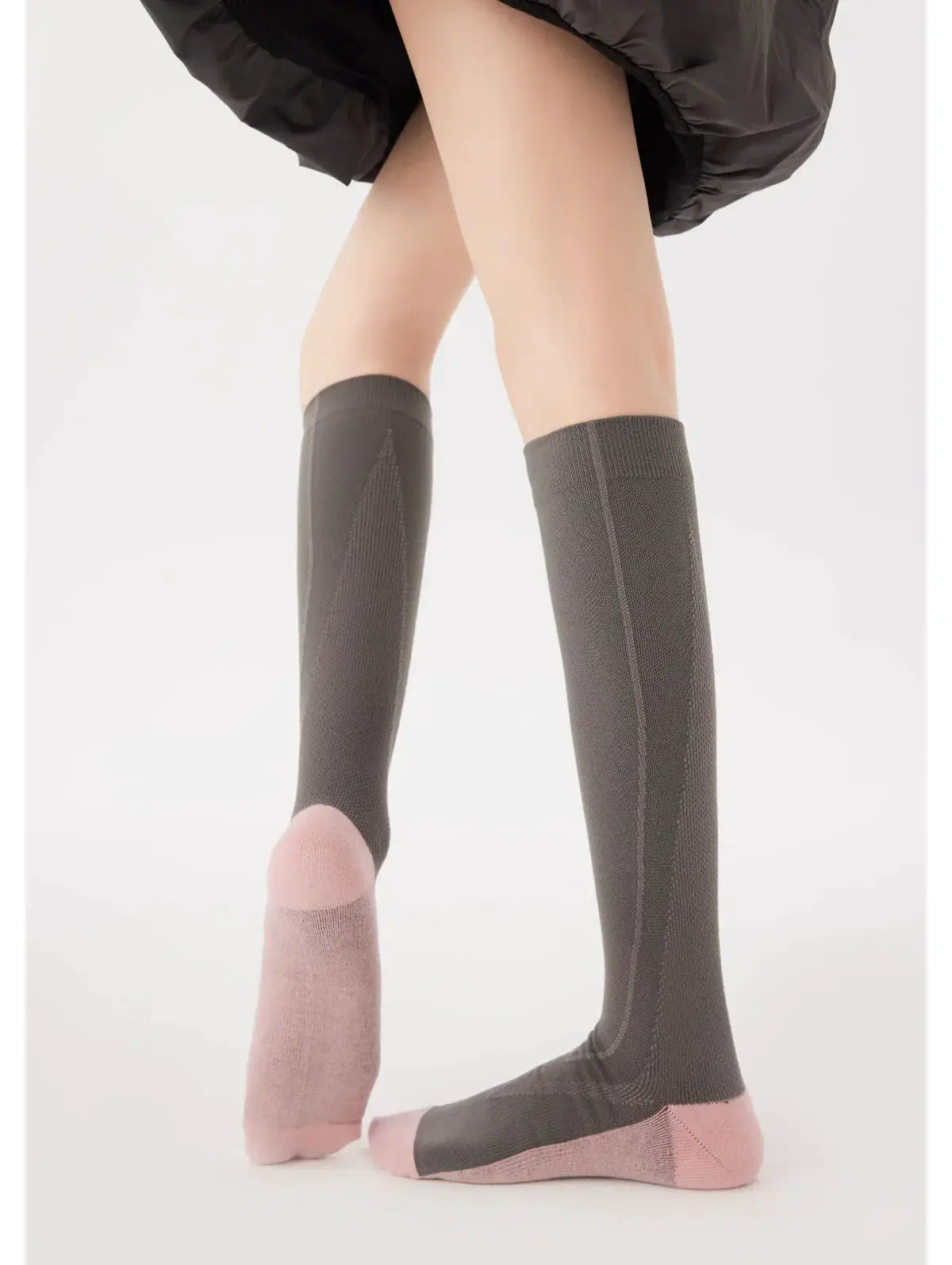 Circulation-Boosting Socks for Hiking — product view 15