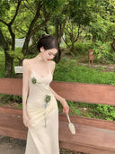 Flattering Dress for Women on Holiday