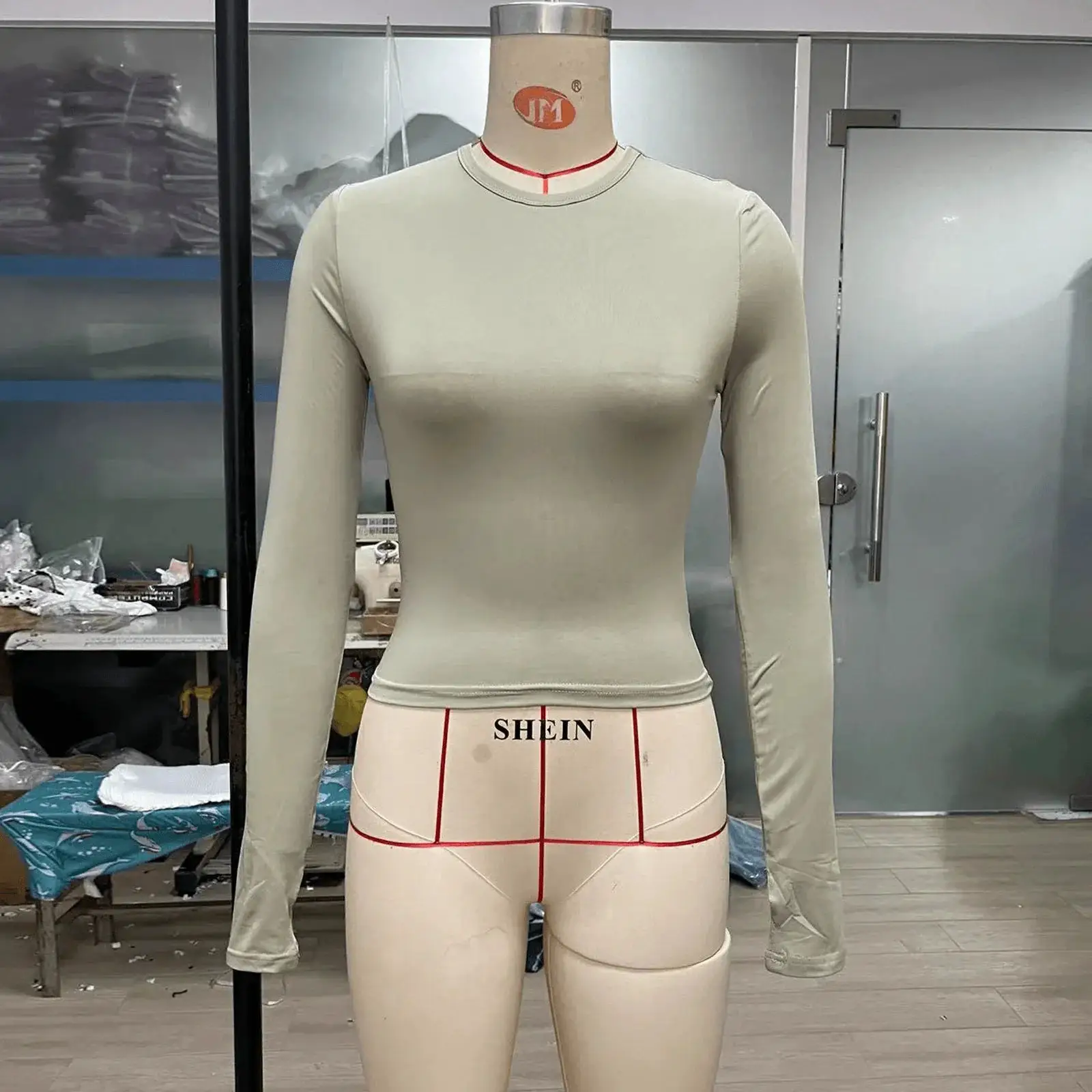 Autumn Chic Slim Fit Long Sleeve Tee For Fall Style