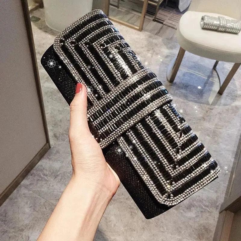 Elegant Diamond Clutch for Evening Party Glamour Style