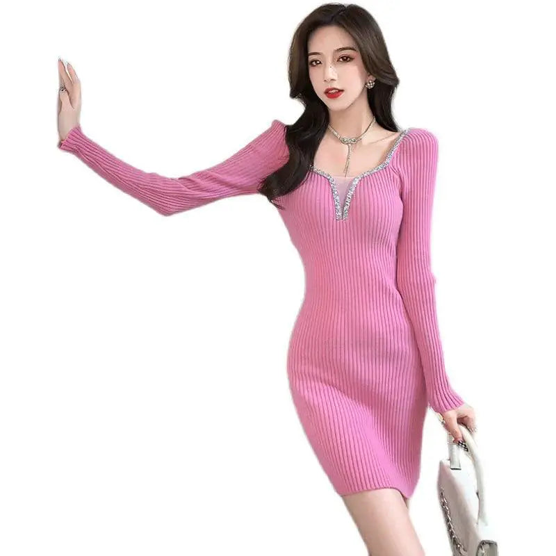 Diamond Sheath Dress Winter Party Wear With V Collar