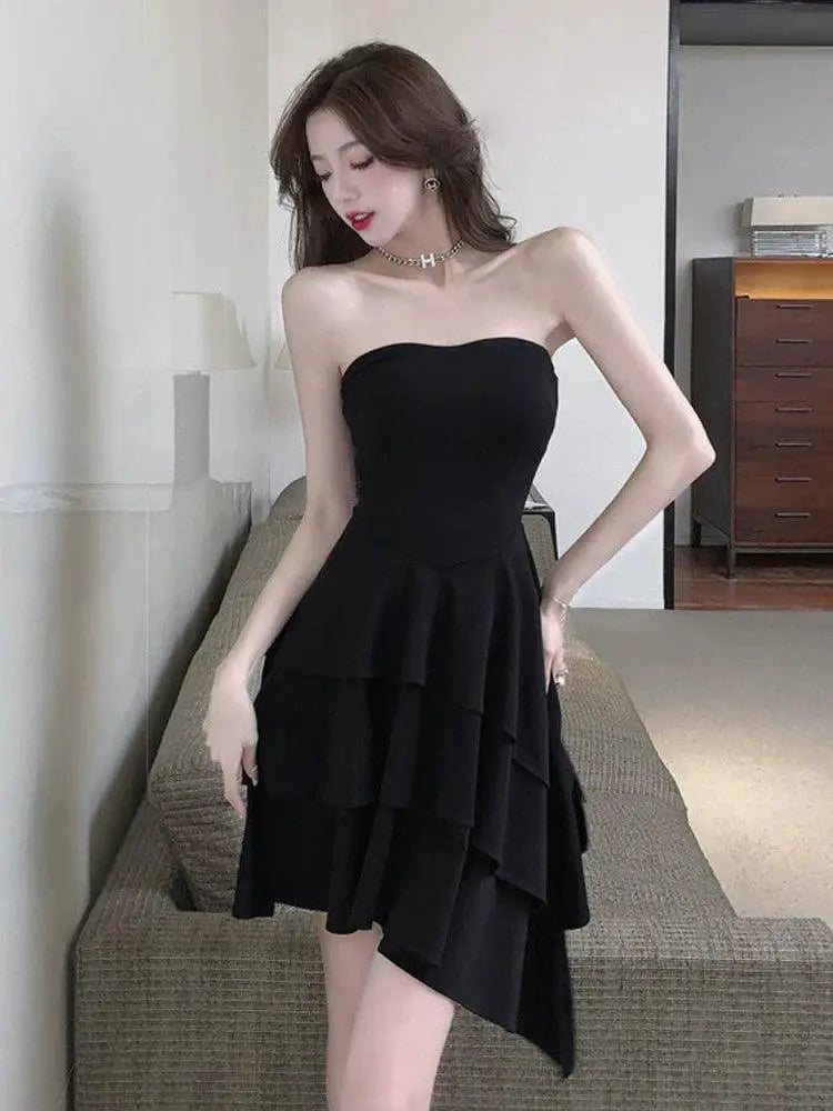 French Fashion Tube Top Stylish Statement For Millennials