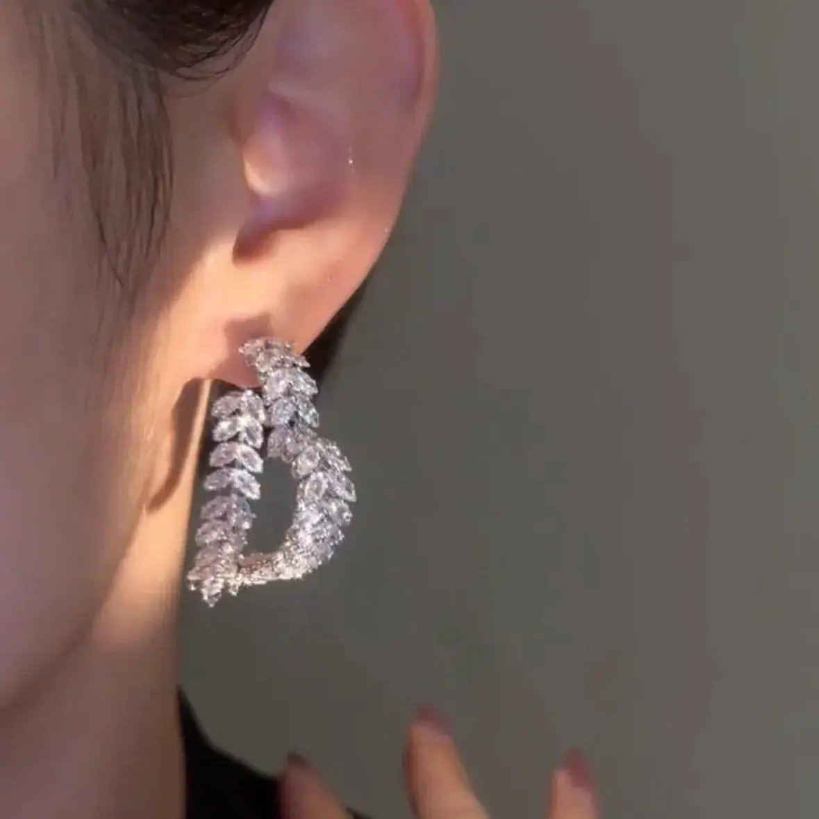 Elegant Heart Wheat Earrings For Women Unique Luxury Design - OurLum.com
