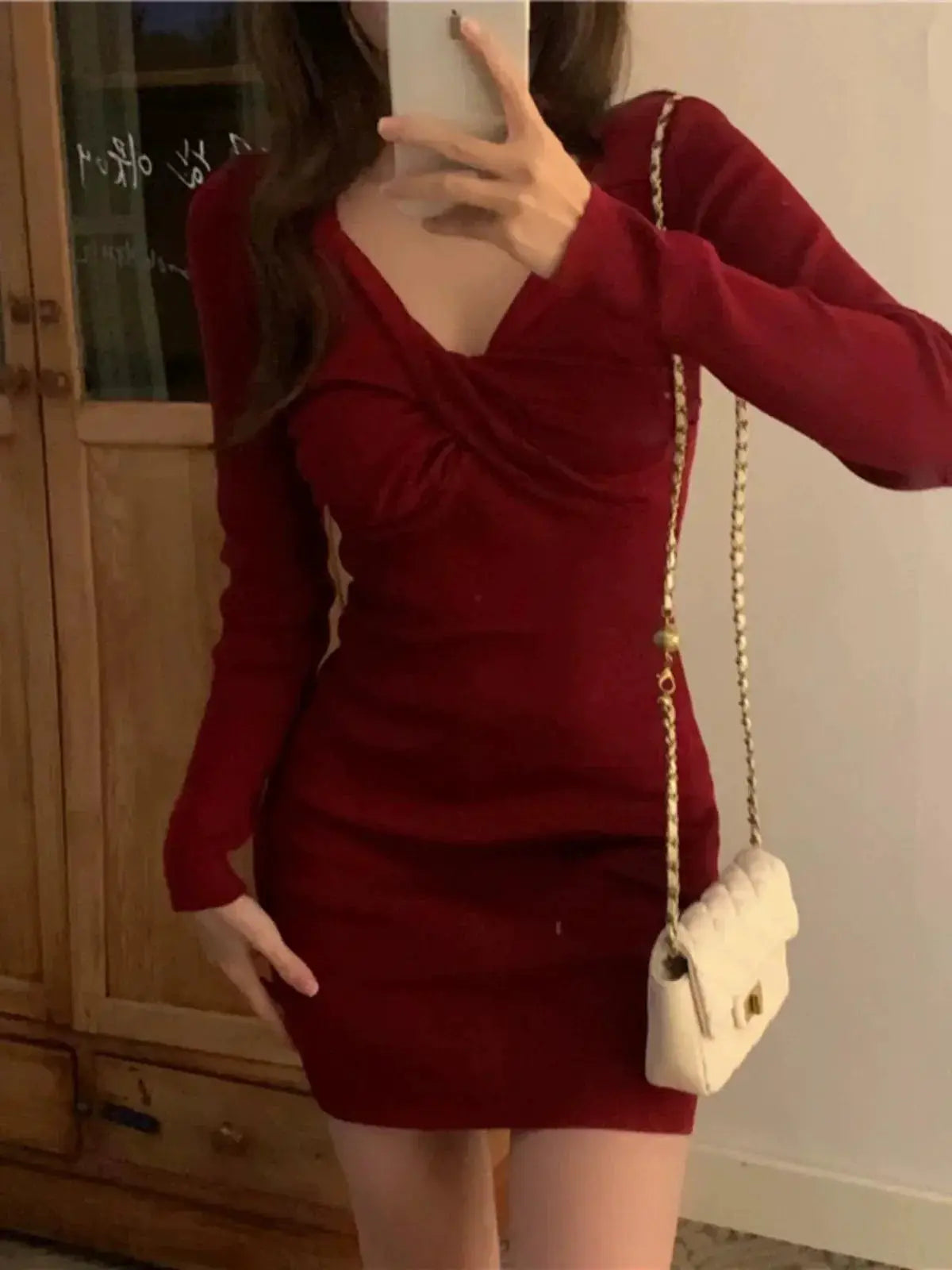 Waist Trimming Knitted Dress For A Slim Silhouette Elegant