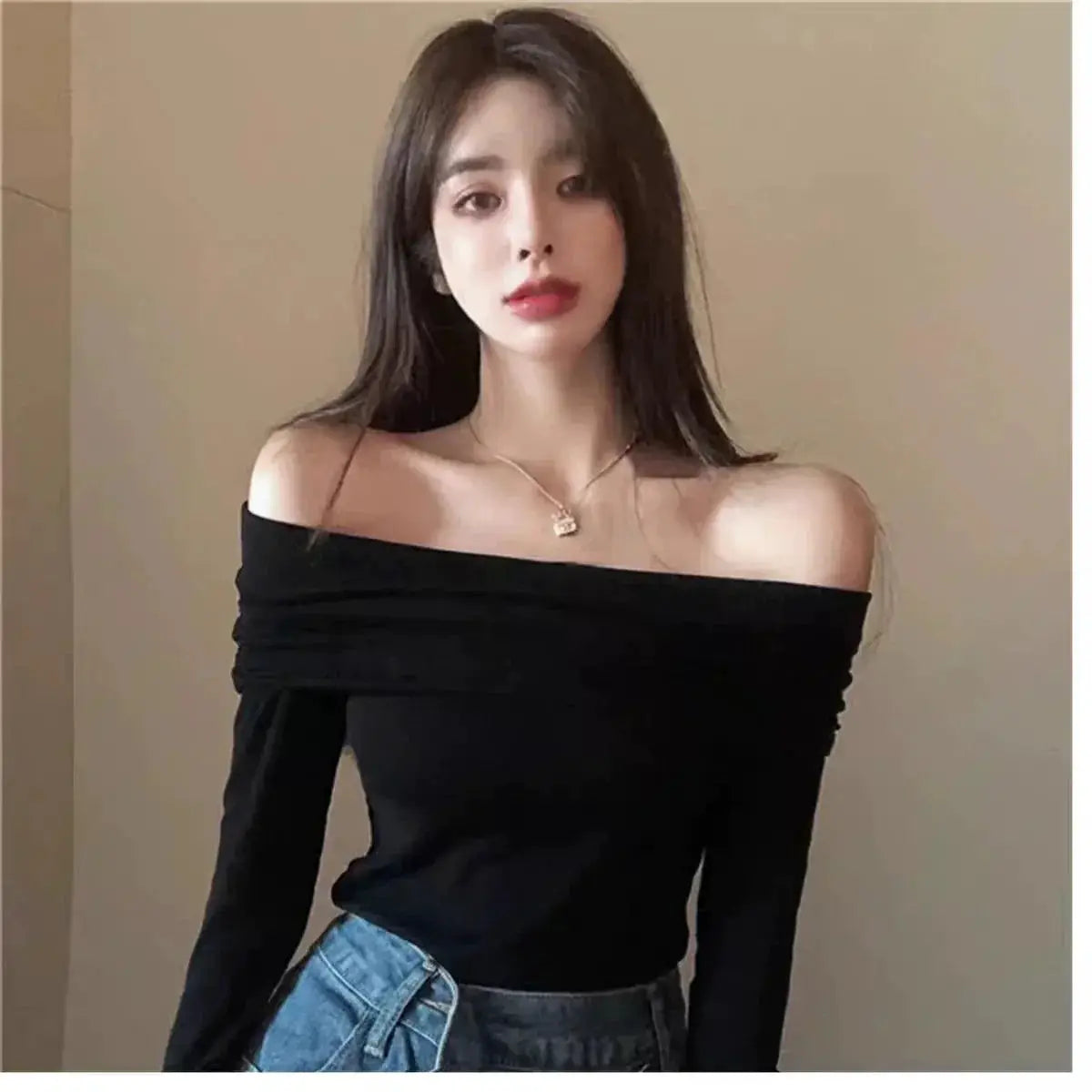 Off Shoulder Vintage Long Sleeve Tee Chic Retro Elegance