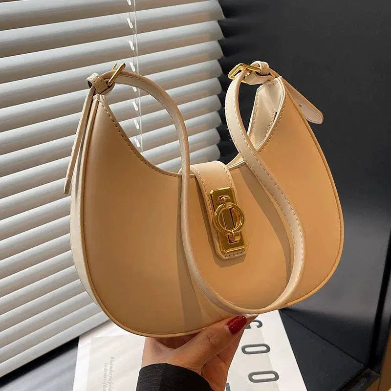 Summer Fresh Minimalist Saddle Bag Crossbody Chic Essentials