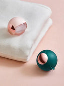 Lightweight Lint Remover for Clothes