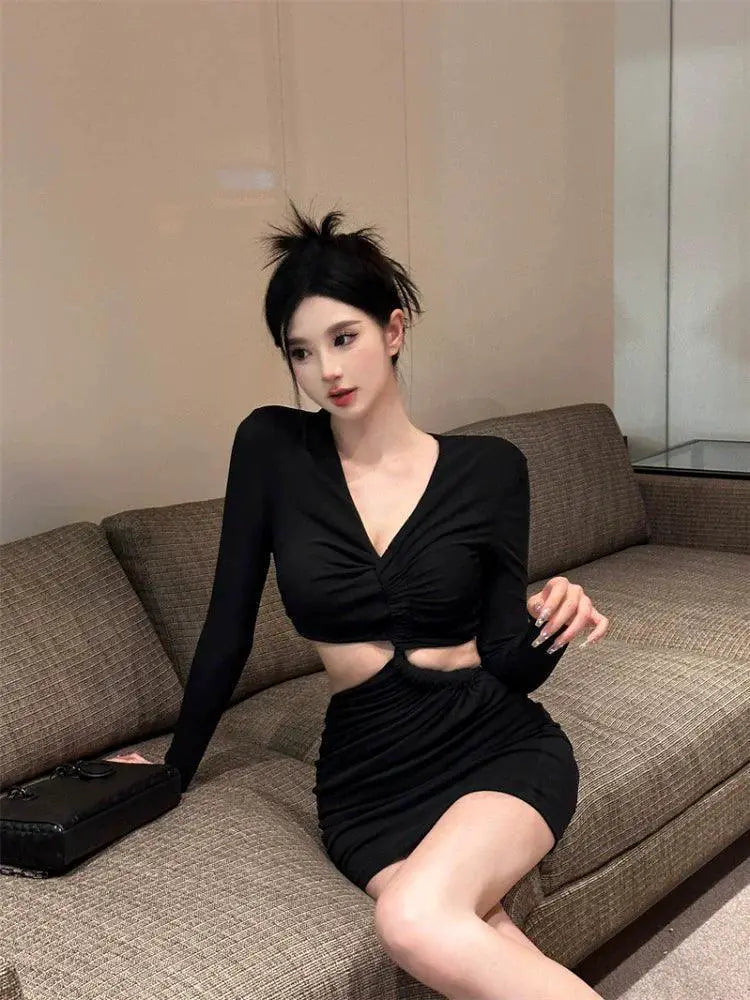 Spice Girls Vibe Ruched Hollow Out V Neck Slim Fit Skirt